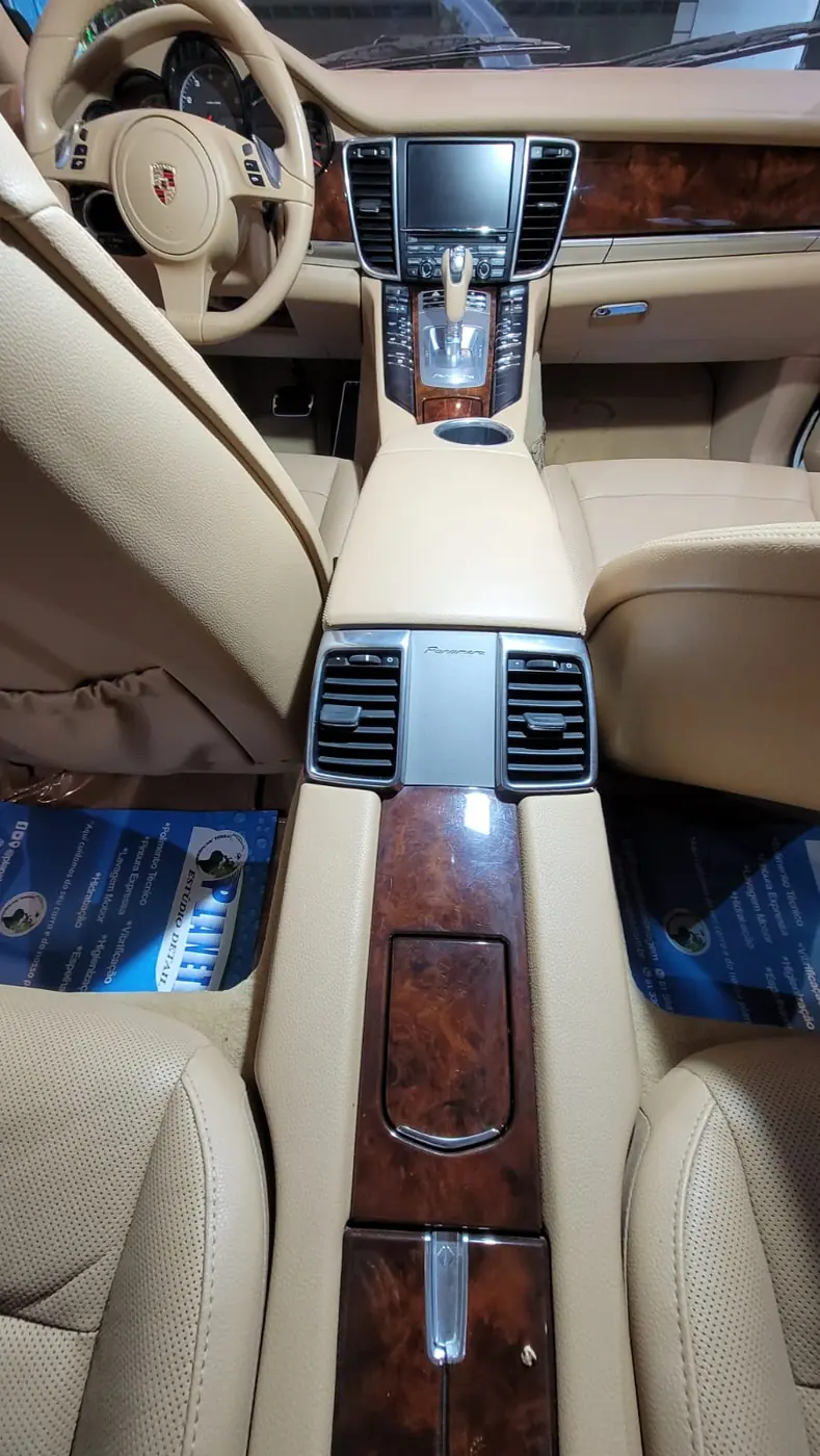 Console central do Porsche